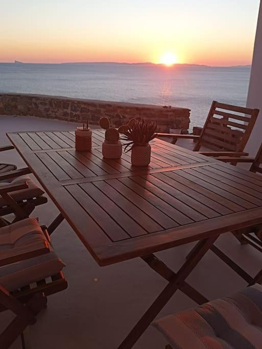 Villa C & C _ Cycladic House With Endless Sea View à Ermoúpoli Extérieur photo